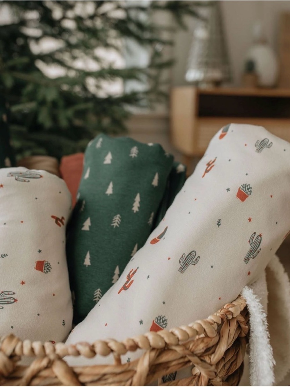 Jax + Lennon Christmas Cactus Everything Blanket Soft Bamboo Print - Beige